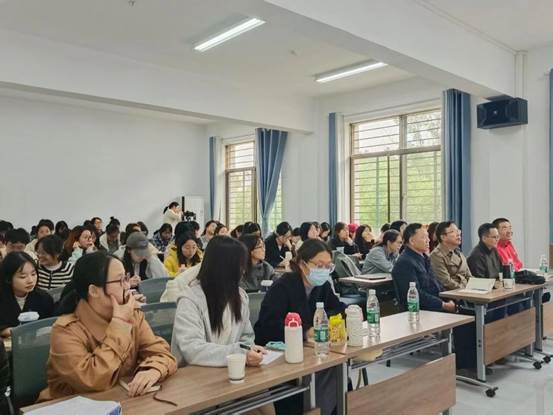 52dad2957e18ff87b75fb793fbf28c4a